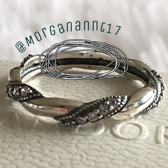 🆕 Pandora Ribbon of Love Ring - Picture 4 of 8